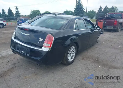2014 Chrysler 300 z USA, uszkodzony, nr VIN 2C3CCAAG0EH376257